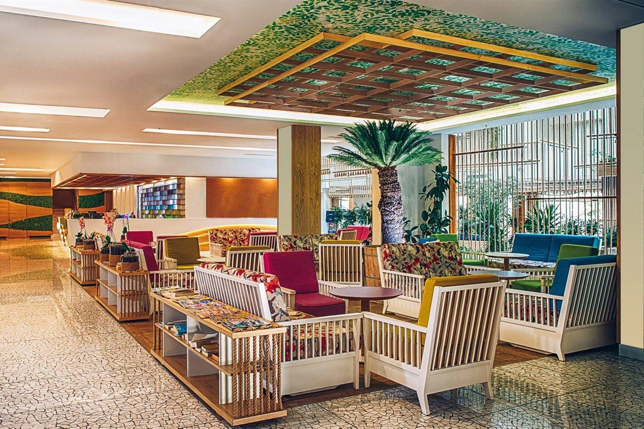 Carine Park Hotel Bijela